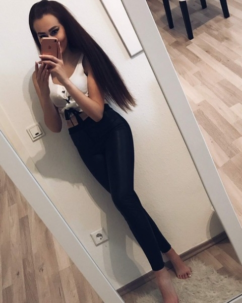 Göttin Lara