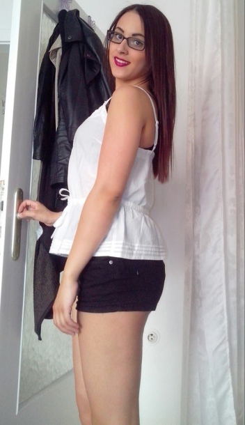 Herrin lisa und herrin Melissa