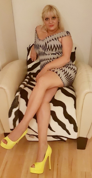  Miss Lady Victoria