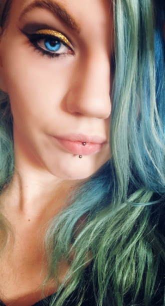 Lady Skyla 