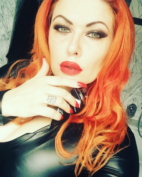 Mistress Nora Marinelli