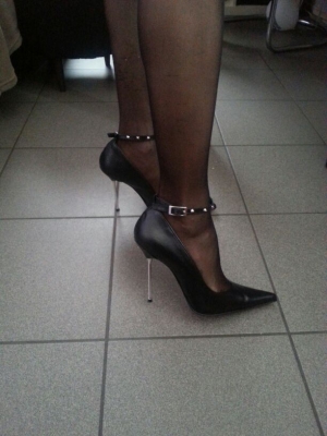Miss Lela