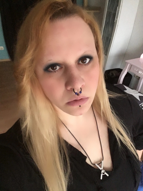 LadyDarkKitty