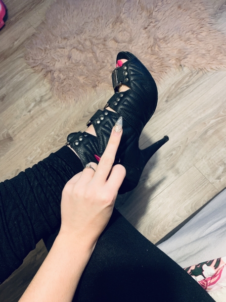 Divaliia