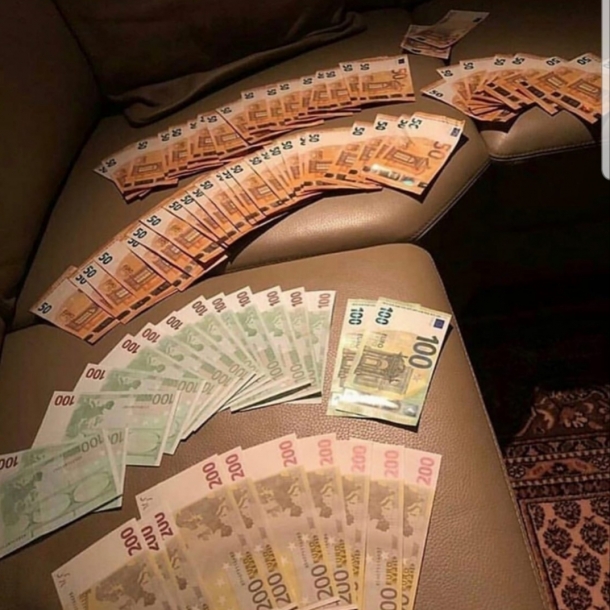 Moneyslave 