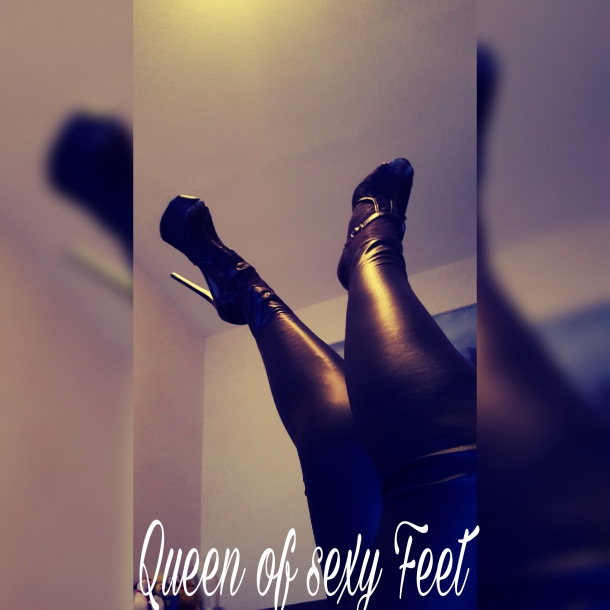 Lady DramaQueen  