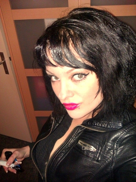 -_Athene_-
