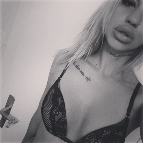 LadyMina 