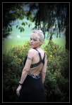 Eine sexy Lady wartet auf einen ehrlichen Geldsklaven 