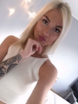 Junge dominante Herrin sucht zahlungskräftiges PayPig