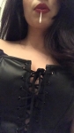 Junge naturdominante Lady sucht ihren Zahlsklaven