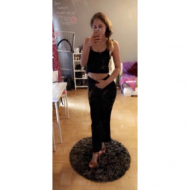 Bella