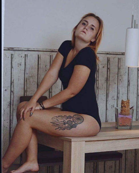 Laura Tikanovics