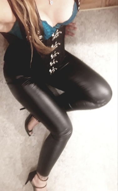 Lady Divine Money