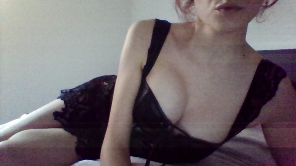 Domina Queen