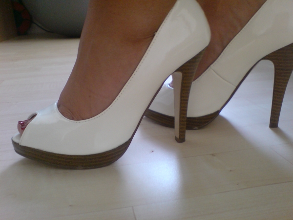 Kiss My Feet 