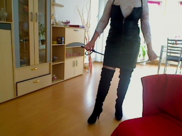 DominaTrixie