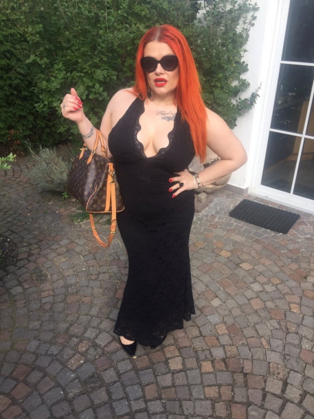 Mistress Nora Marinelli